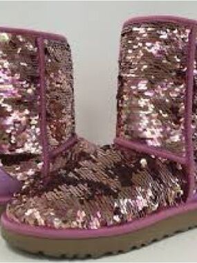 UGG Australia Short Sequin Booties ~ Sparkle Satisfying Sequin NWOT Viral